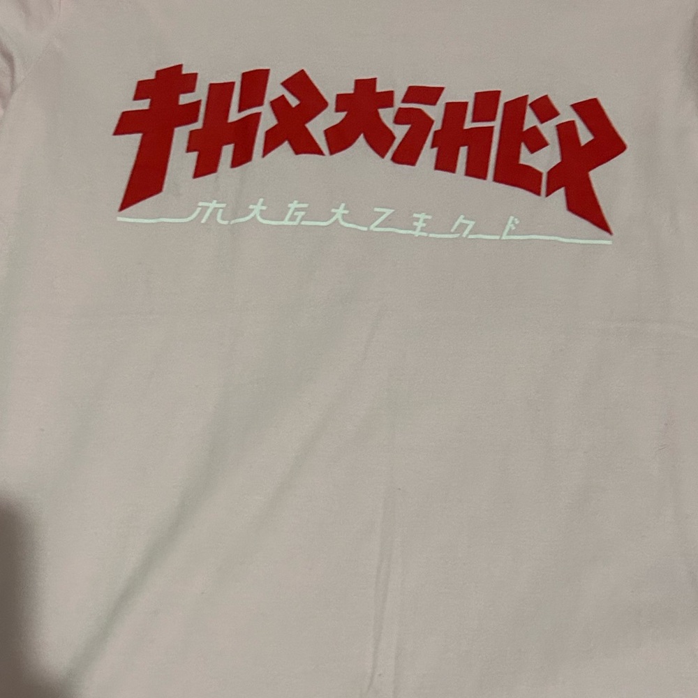 Thrasher pink tshirt